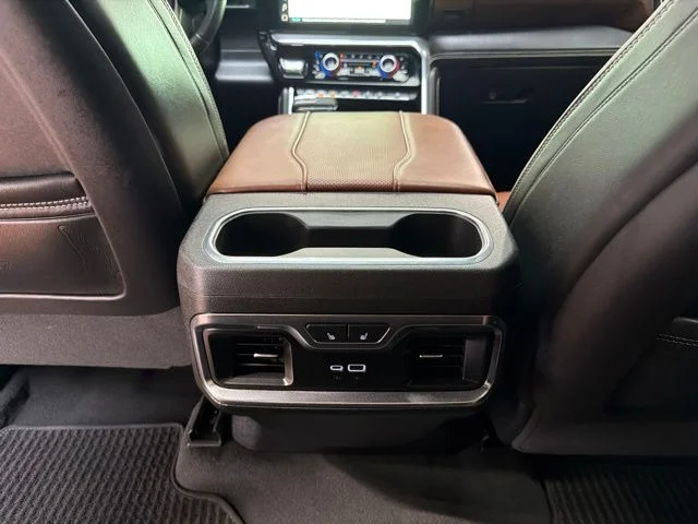 Used 2024 White Frost Tricoat GMC Denali Ultimate image 18
