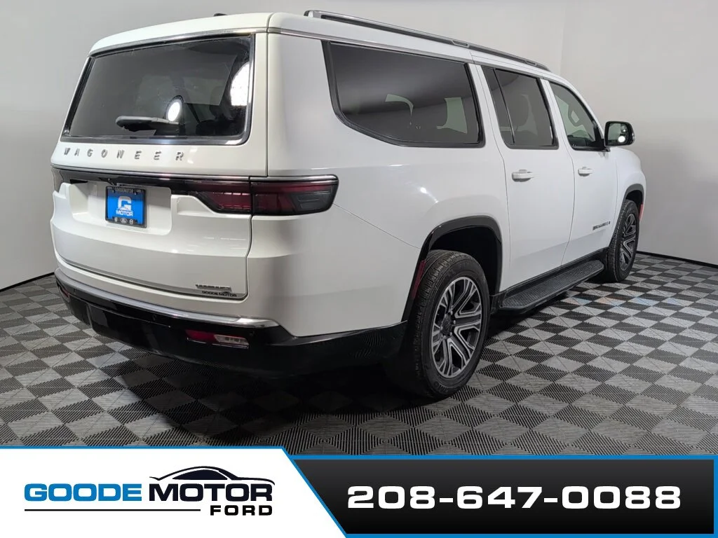 Certified Used 2024 Bright White Clearcoat Jeep Series II image 7