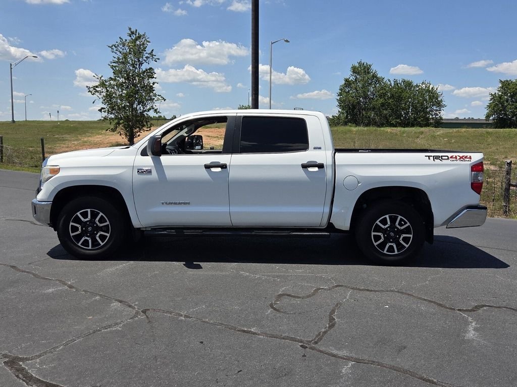 2017 Toyota Tundra SR5 - Photo 4