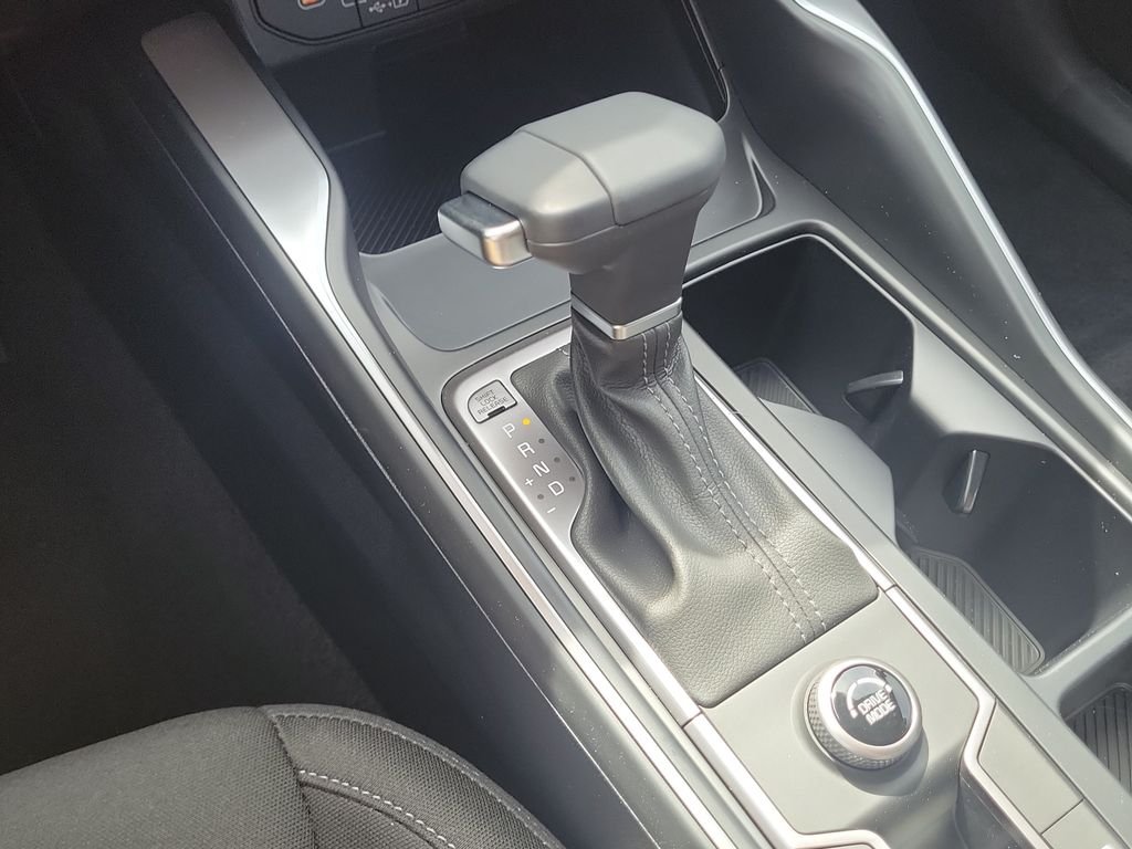 New 2026 White Kia LX image 34