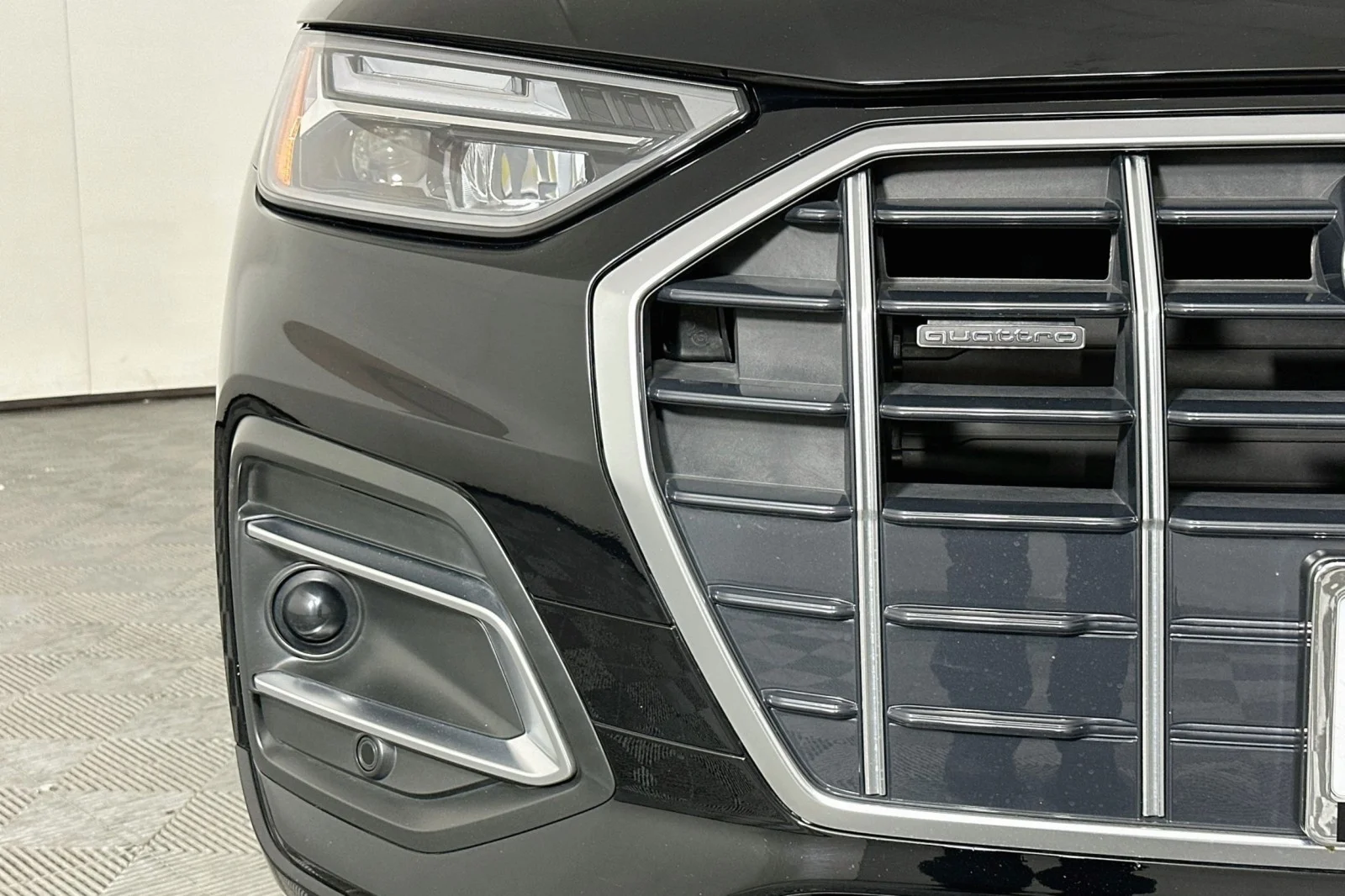 Used 2023 Brilliant Black Audi Premium image 16
