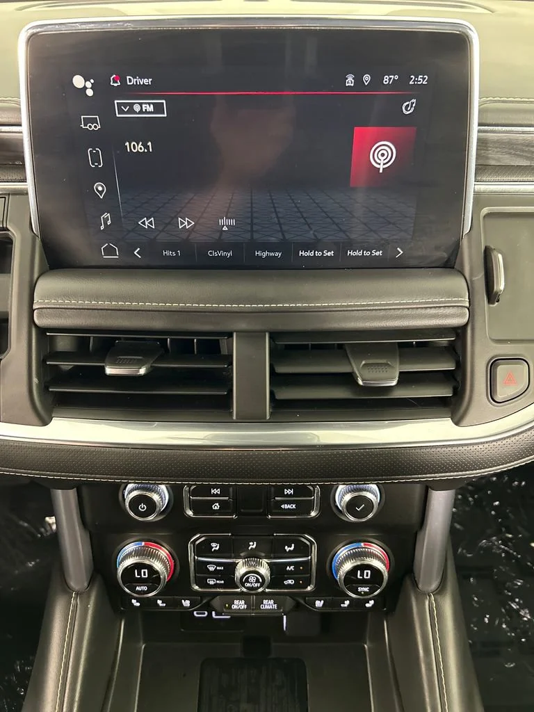 Used 2024 Onyx Black GMC SLT image 14