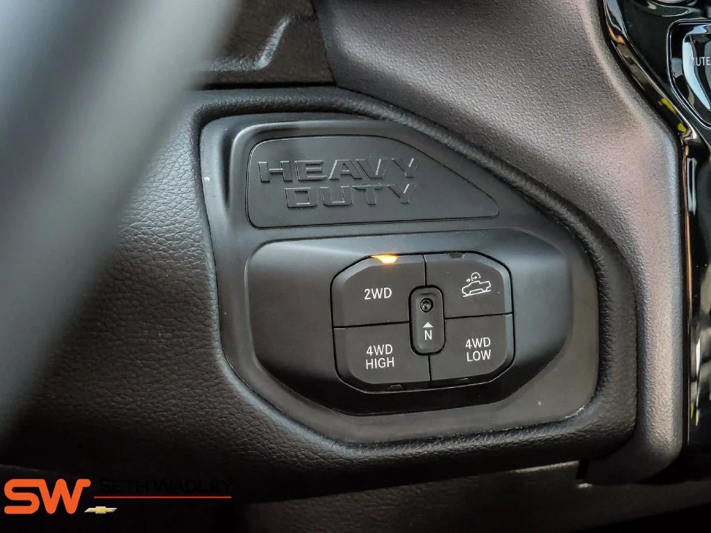 Used 2025  Ram Big Horn image 35