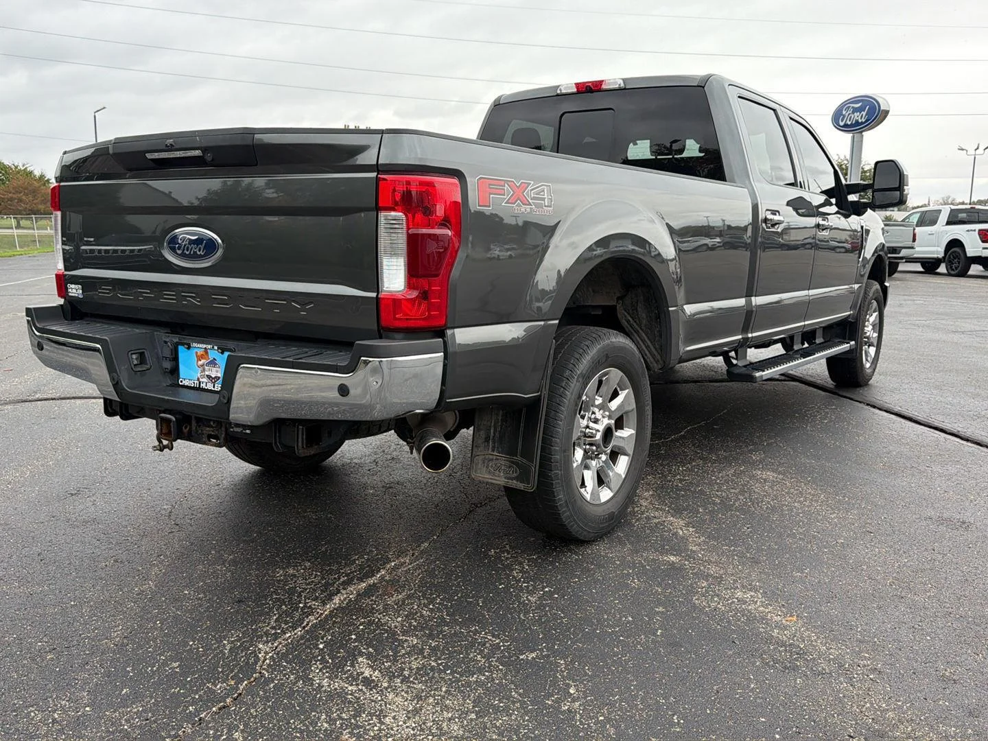 Used 2019 Magnetic Ford Lariat image 5