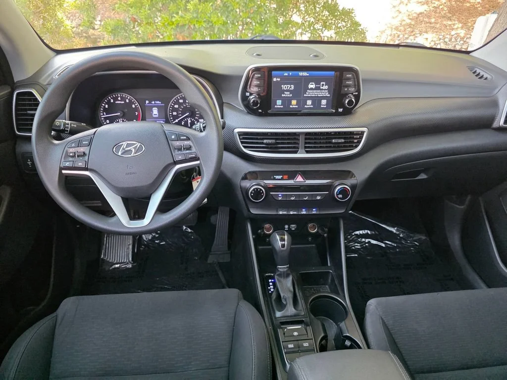 Used 2019 Blue Hyundai SE image 24