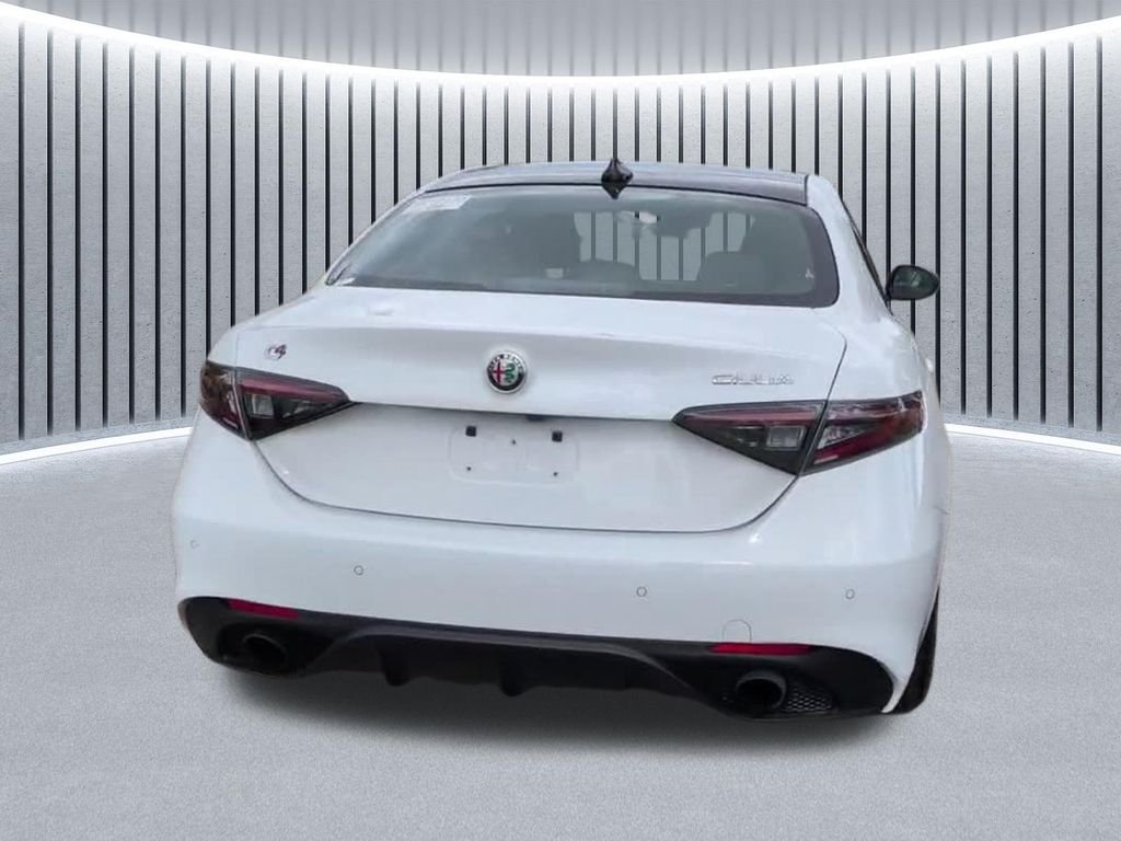 Used 2024 White Alfa Romeo Veloce image 8