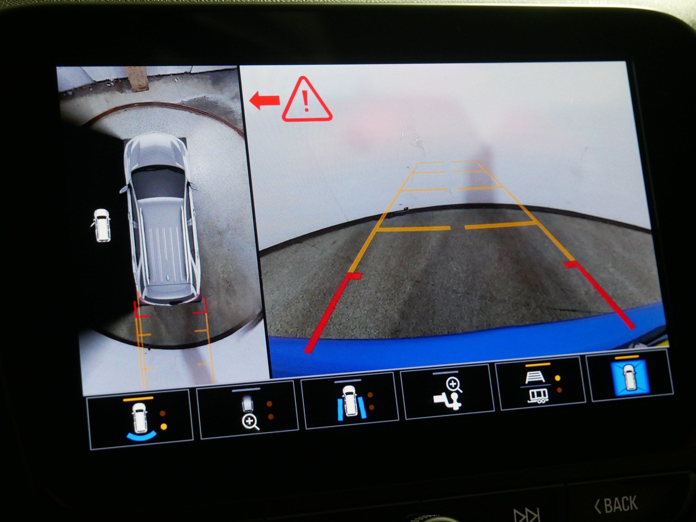 Used 2024 Riptide Blue Metallic Chevrolet LT image 33