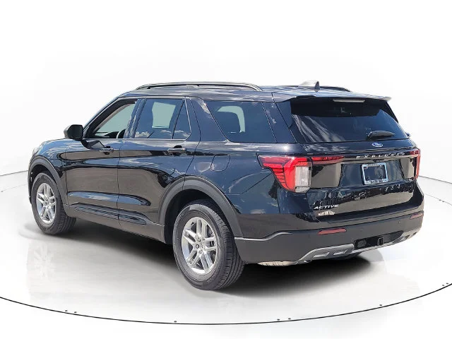 New 2026 Black Metallic Ford Active image 7