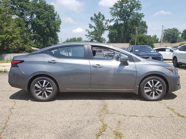 2025 Nissan Versa Sedan SV - Photo 7