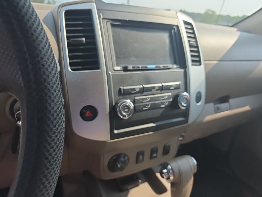 Used 2012 White Nissan SV image 17