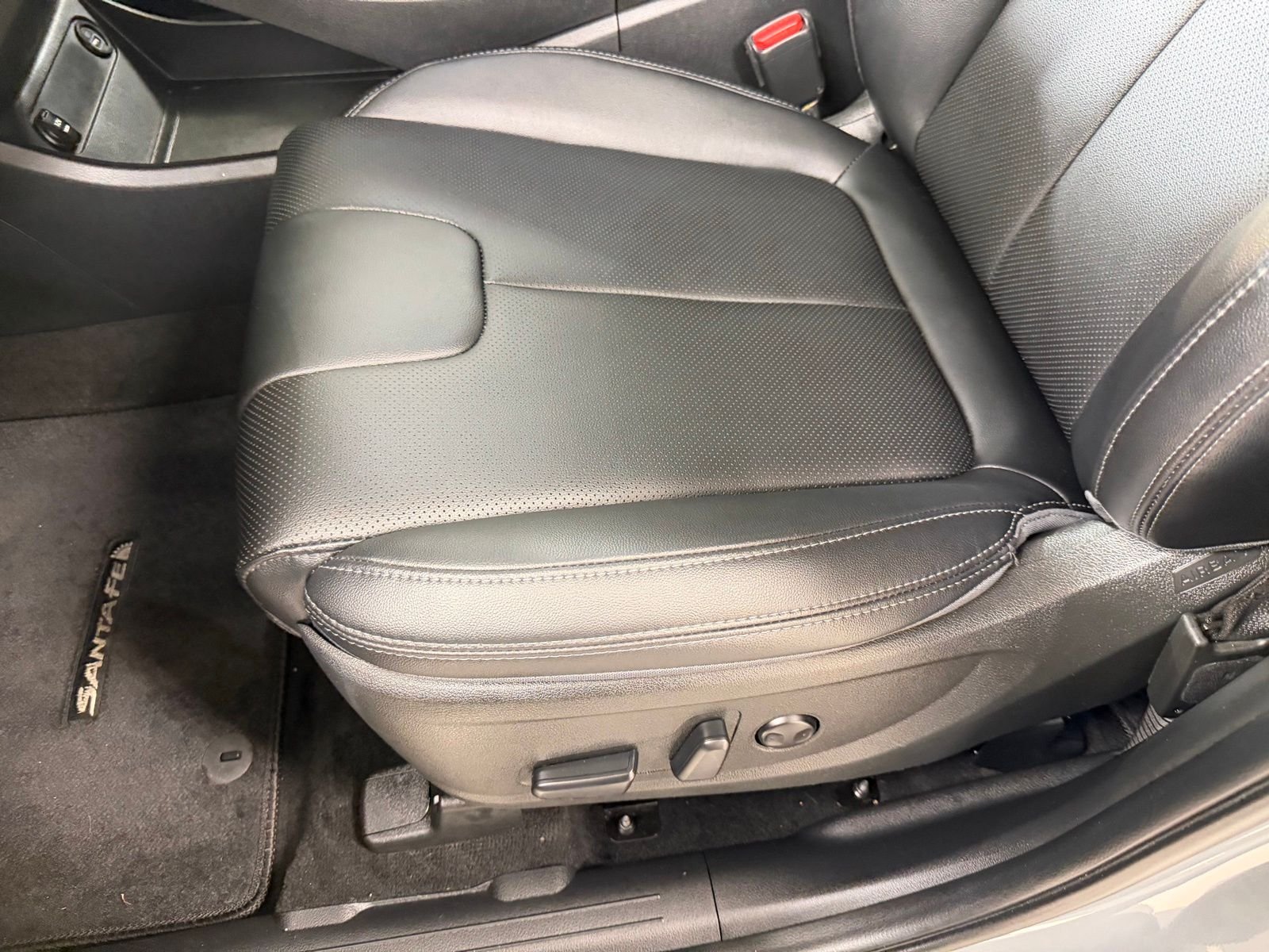 Used 2023 Gray Hyundai SEL Premium image 34