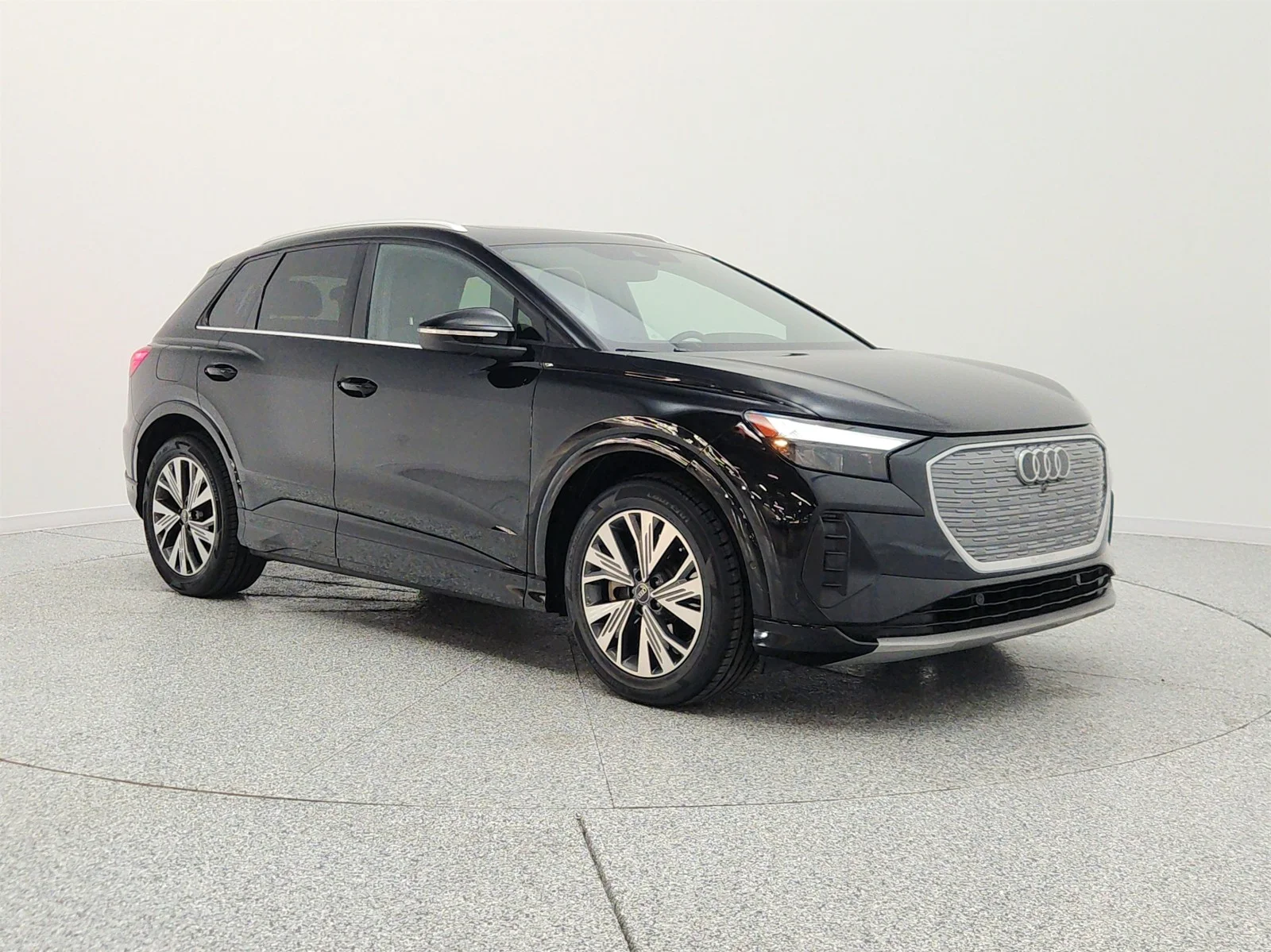 Used 2023 Mythos Black Metallic Audi Premium Plus 40 RWD image 3