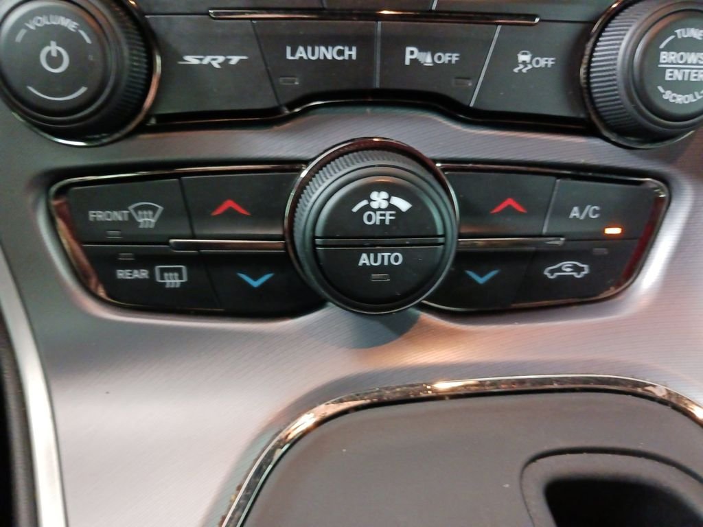 Used 2020 Red Dodge SRT Hellcat image 23