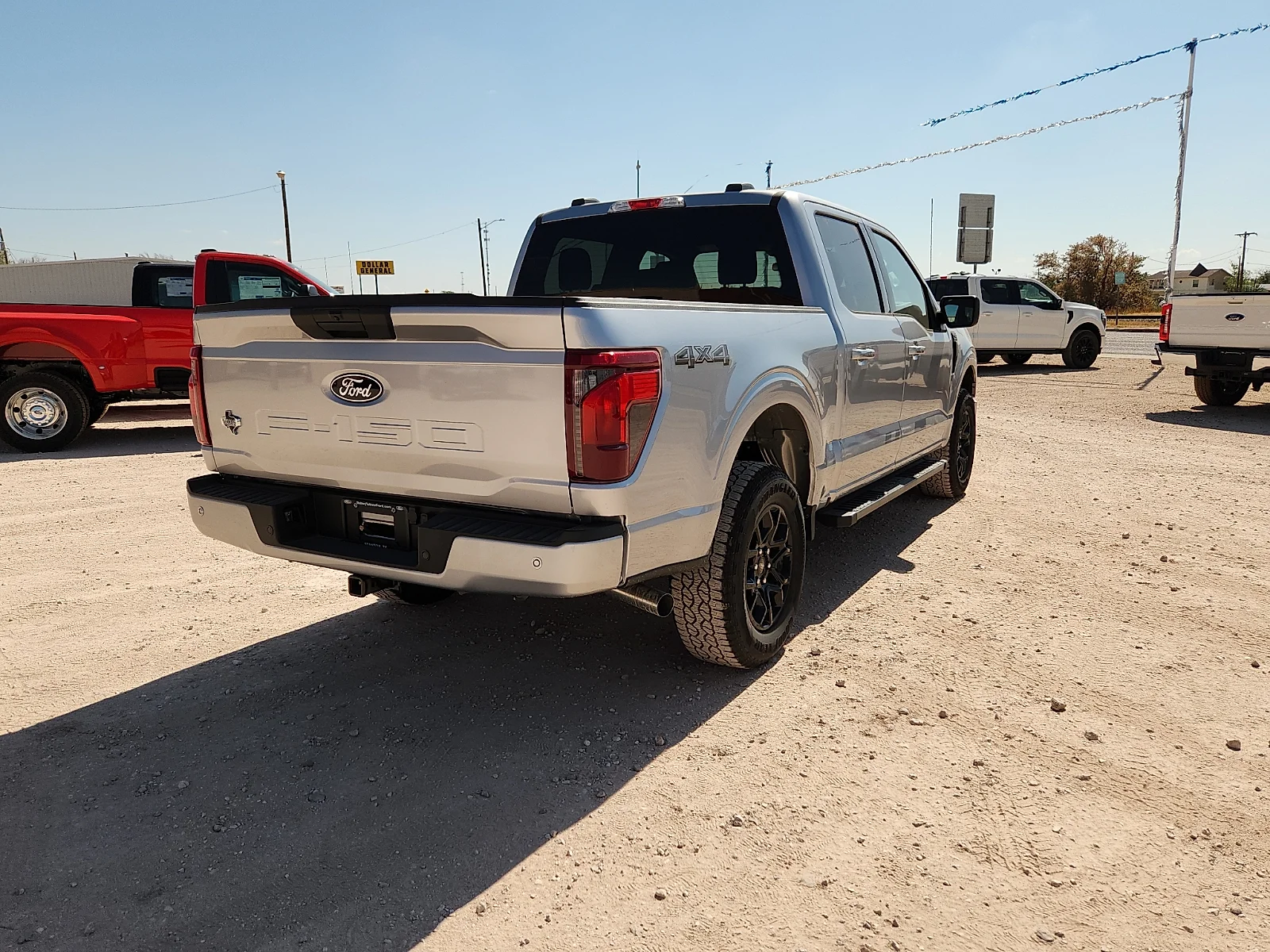 New 2026 Iconic Silver Metallic Ford XLT image 7