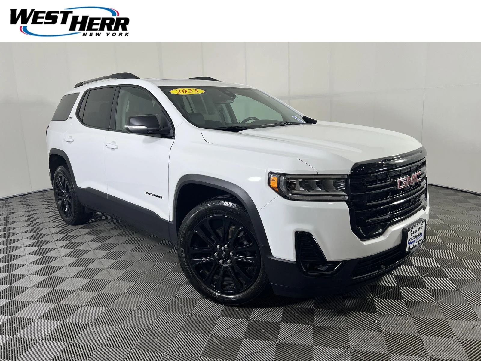Used 2023 Summit White GMC SLT image 1