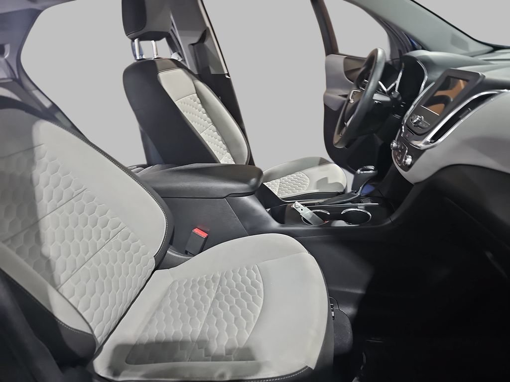 Used 2019 KINETIC BLUE METALLIC Chevrolet LS image 13