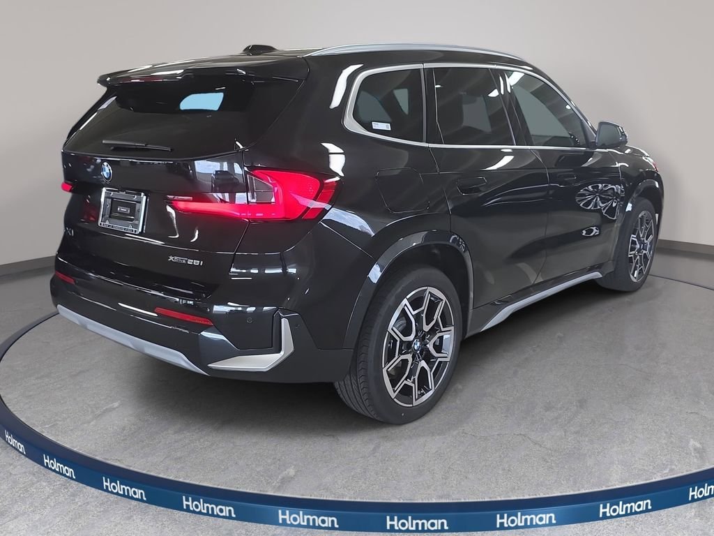 Used 2026 Black Sapphire Metallic BMW xDrive28i image 4