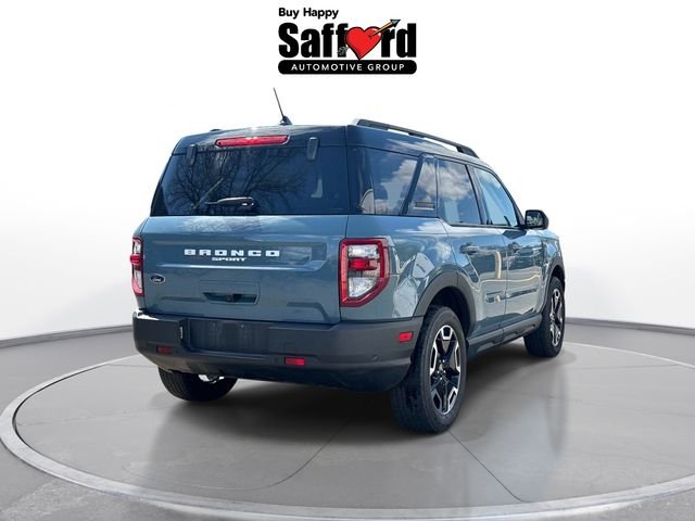 Used 2021  Ford Outer Banks image 8