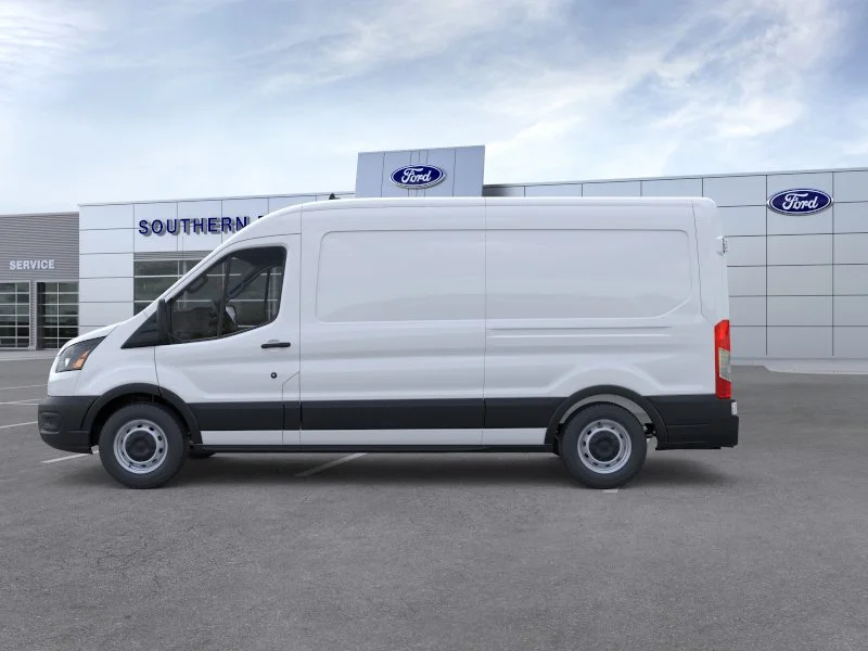 New 2026 Oxford White Ford Base image 25