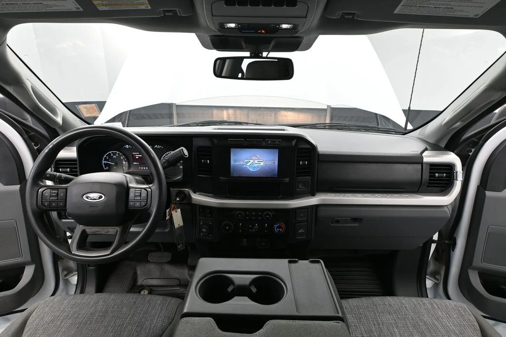 2023 Ford F-250 Super Duty XLT - Photo 25