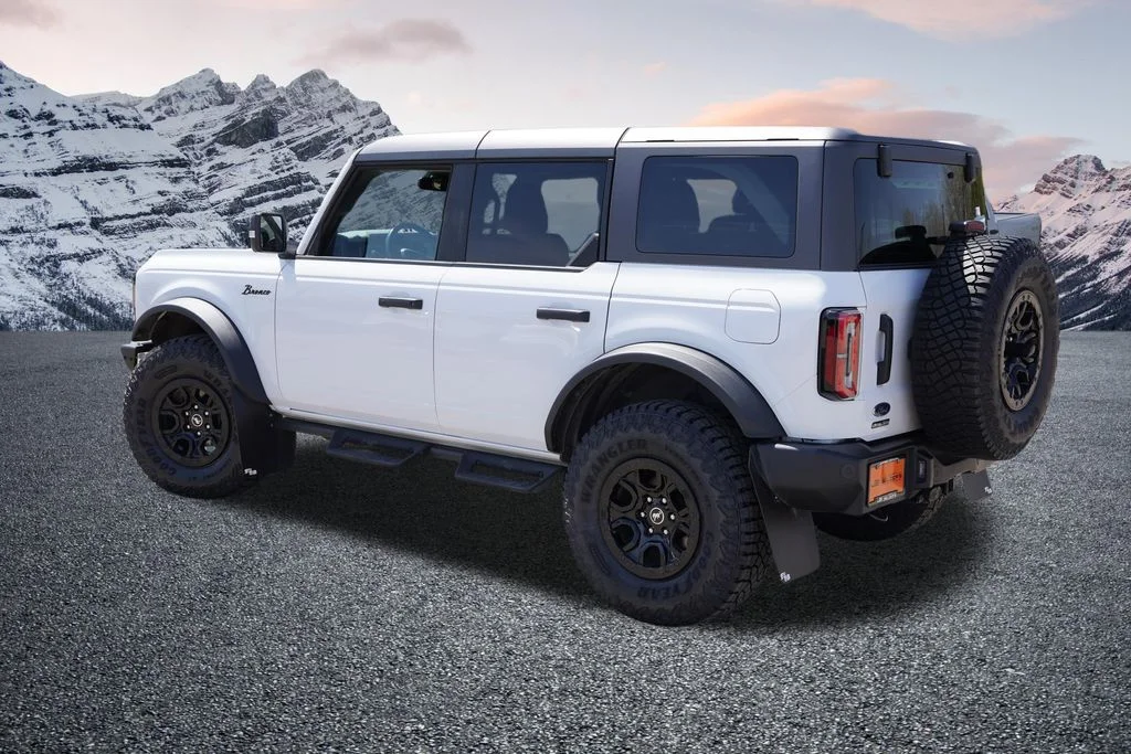 Used 2024 Oxford White Ford Wildtrak image 8