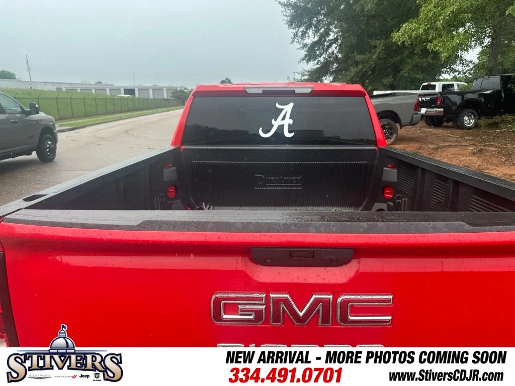 Used 2019 Red GMC Base image 7