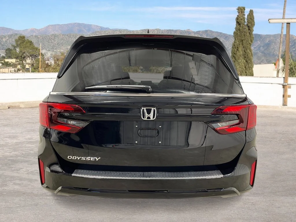 2026 Honda Odyssey EX-L - Photo 4