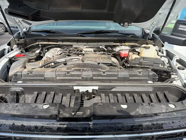 Used 2024 Summit White GMC AT4 image 27