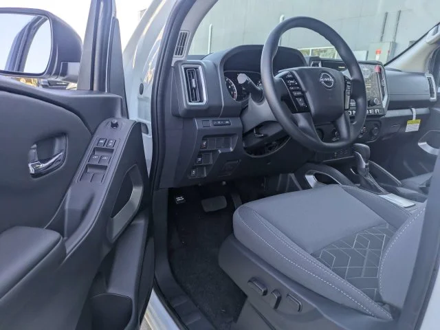 New 2027 Glacier White Nissan Crew Cab SV image 20