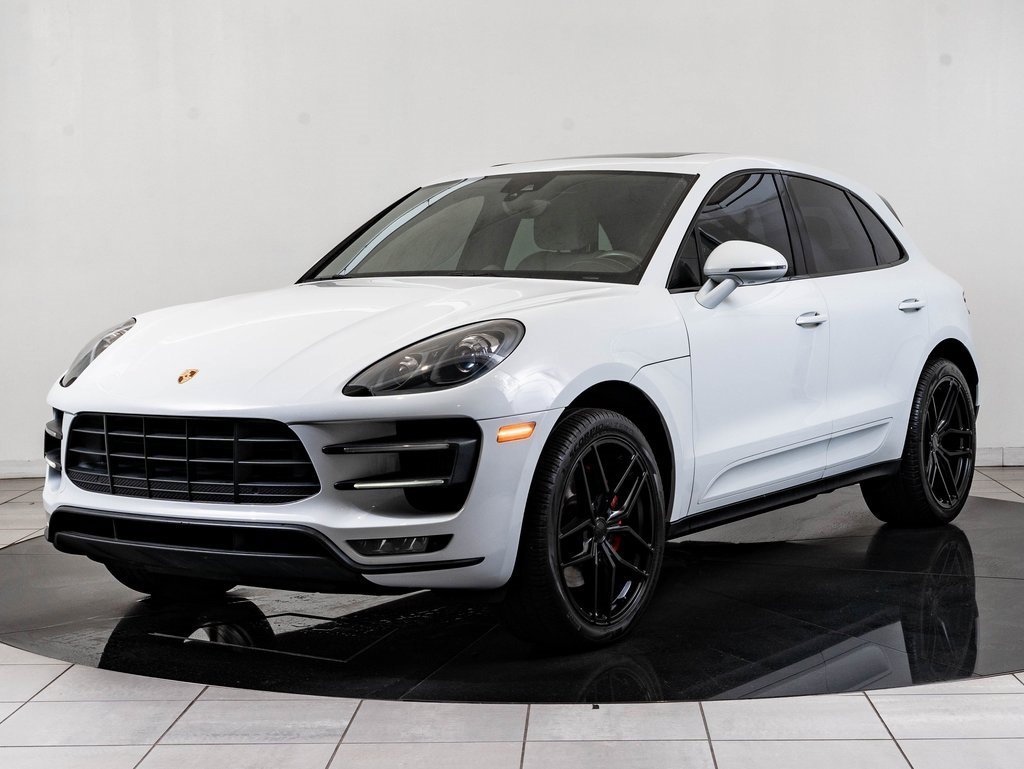 2016 Porsche Macan Turbo