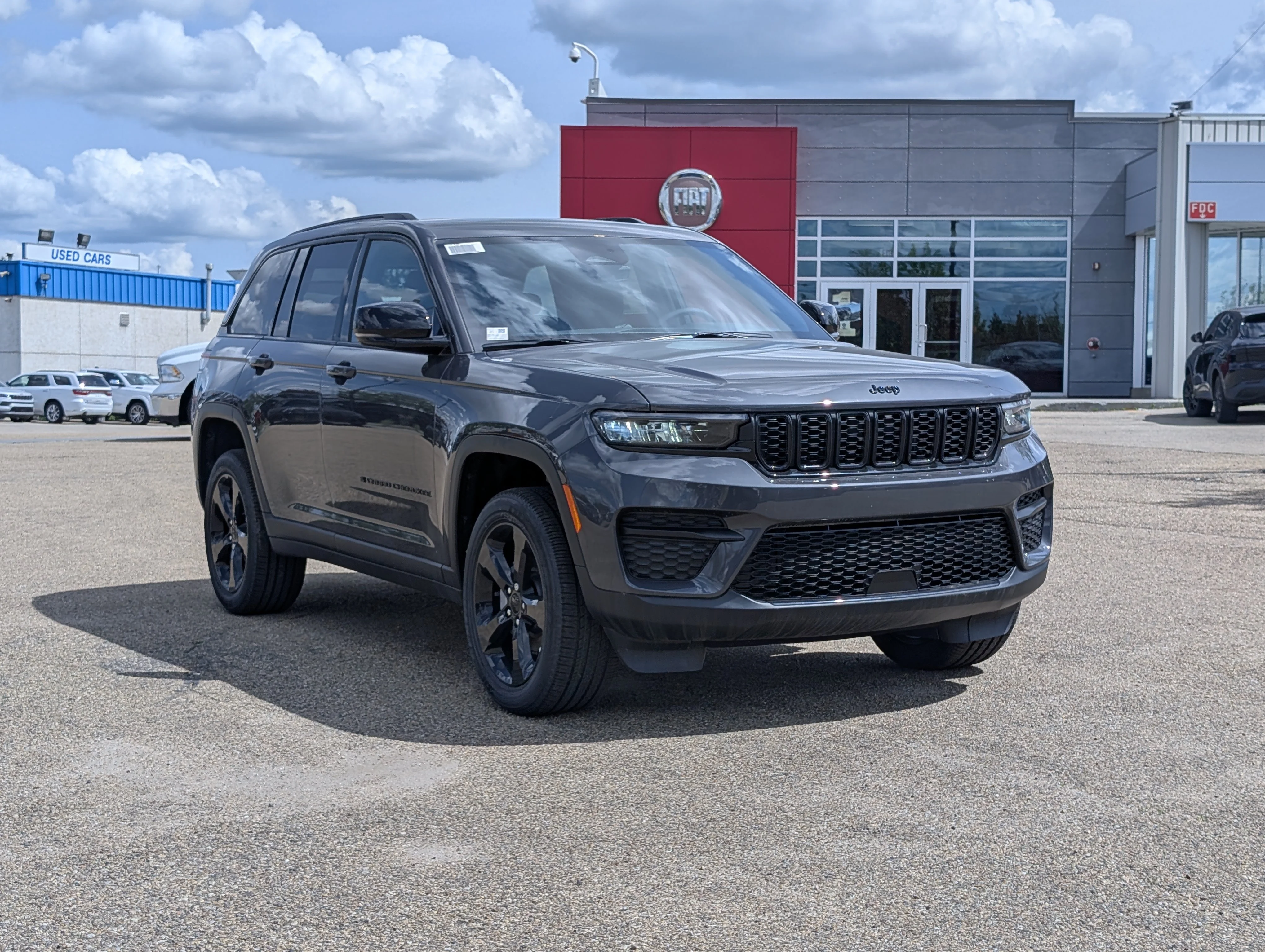 New 2025 Baltic Grey Metallic Jeep Altitude image 9