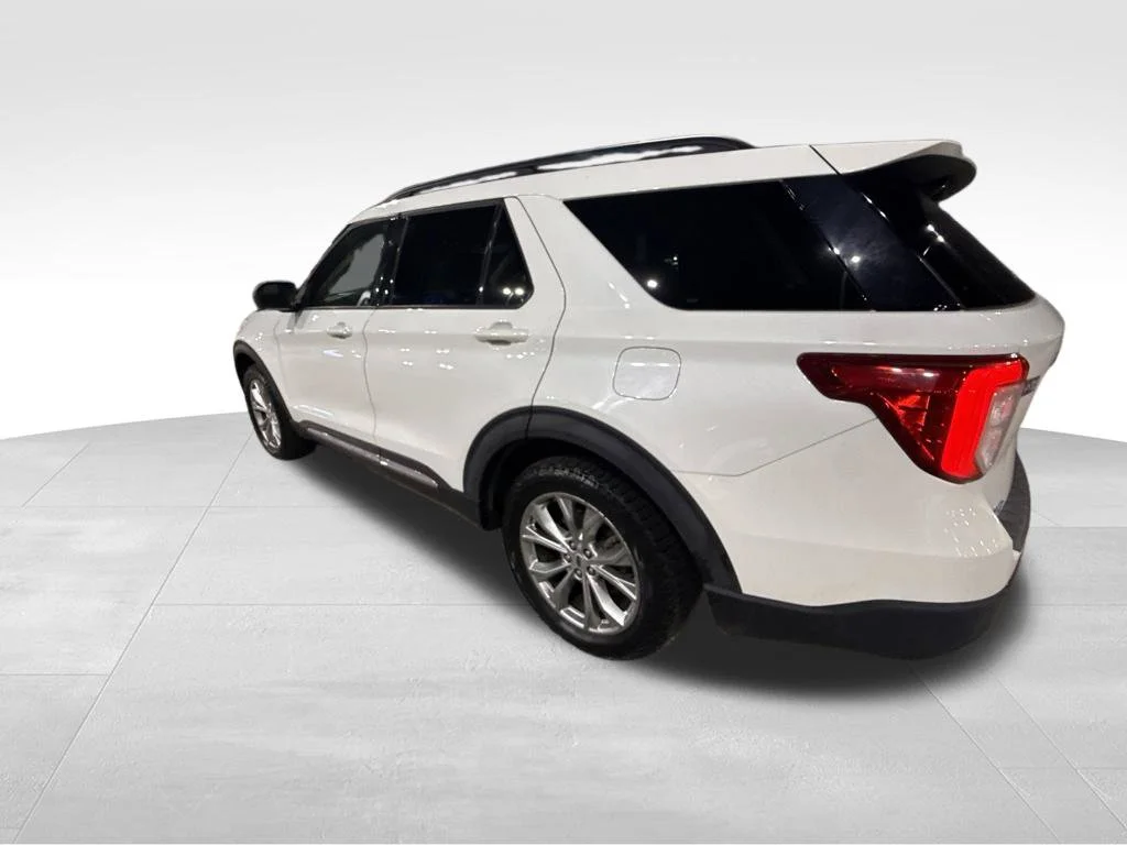 Used 2020 White Ford XLT image 3