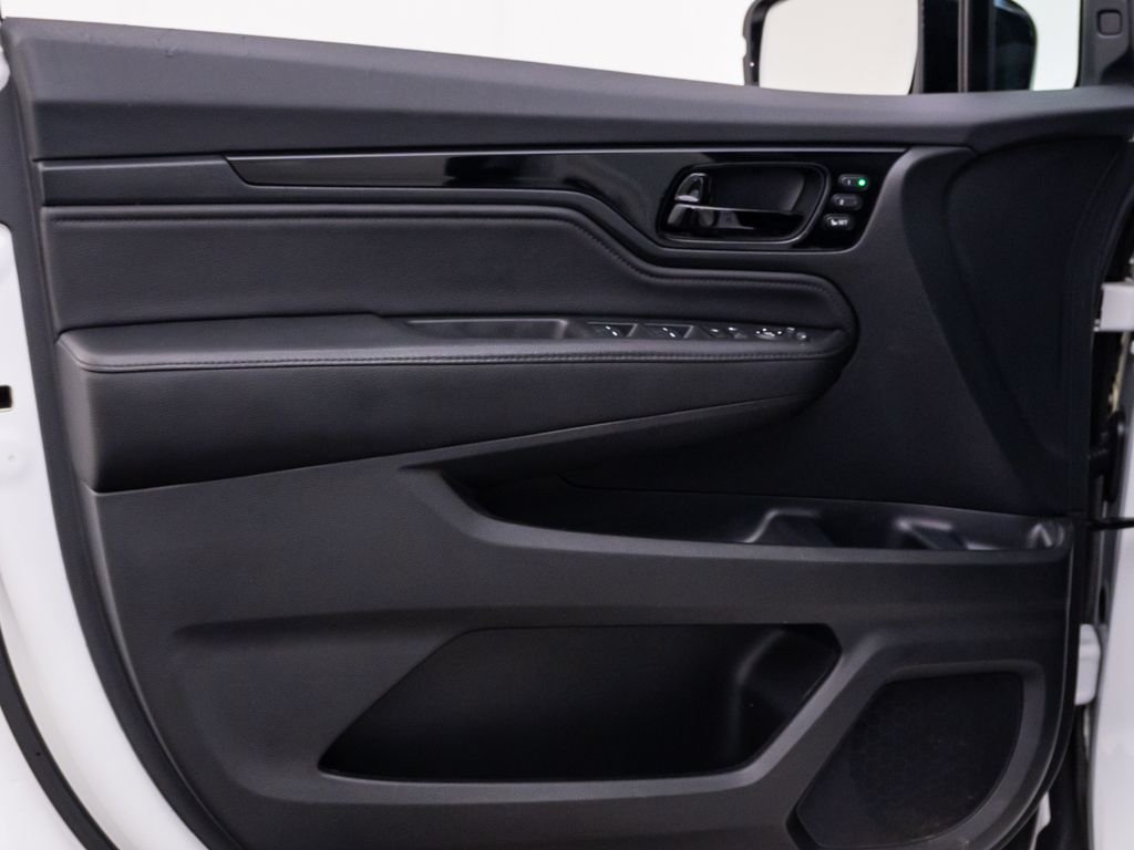 2022 Honda Odyssey Elite - Photo 14