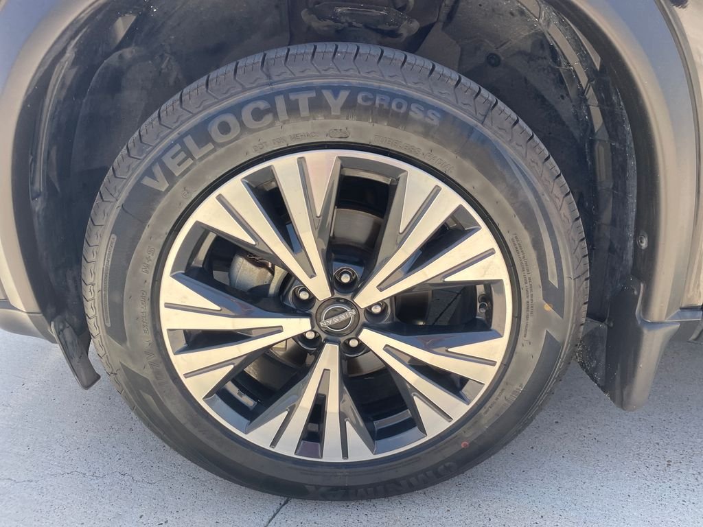 Used 2023 Black Nissan SV image 27