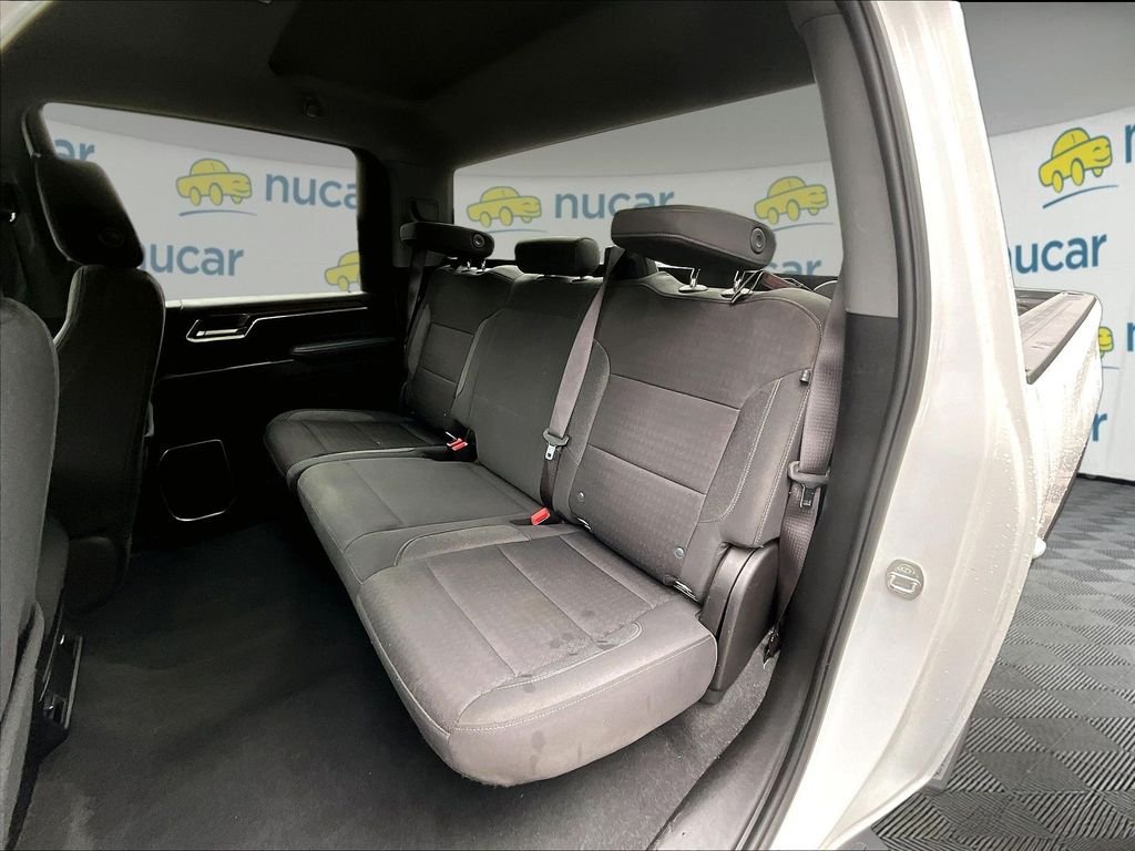 Used 2024 Summit White Chevrolet LT image 15