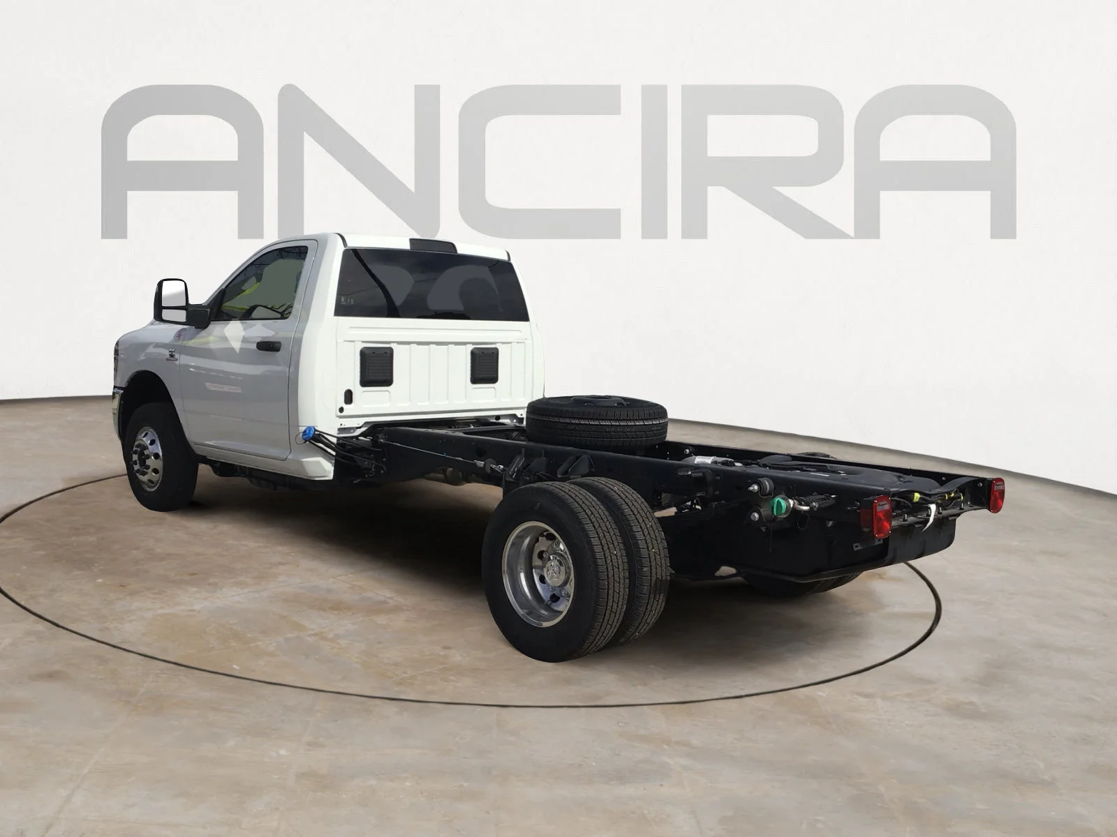 2026 RAM 3500 Chassis Tradesman - Photo 8