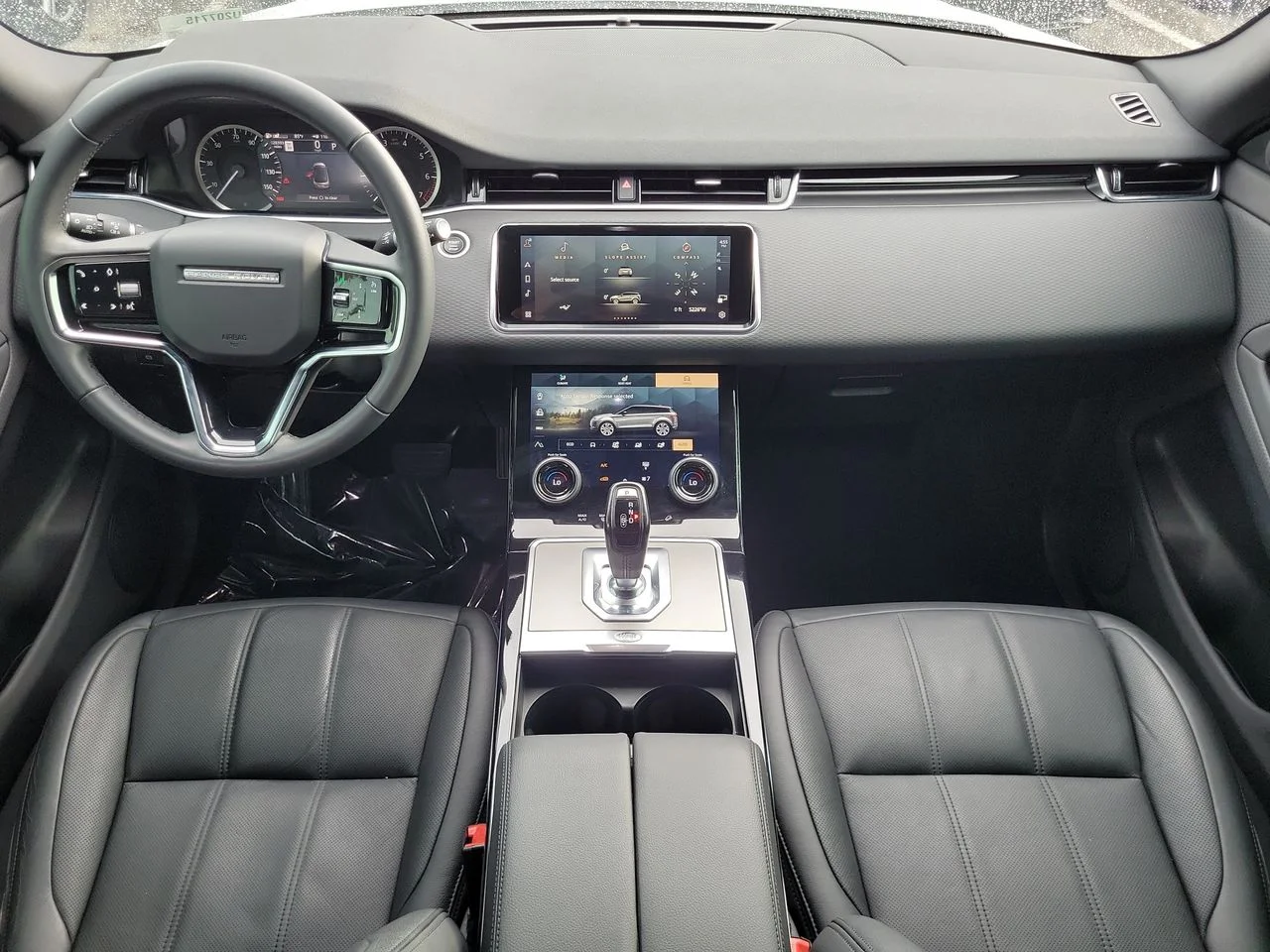Used 2023 White Land Rover S image 14