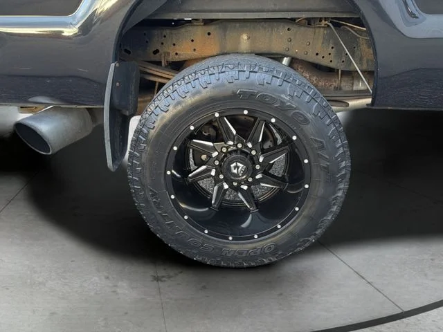 Used 2012 Black Ford Lariat image 31