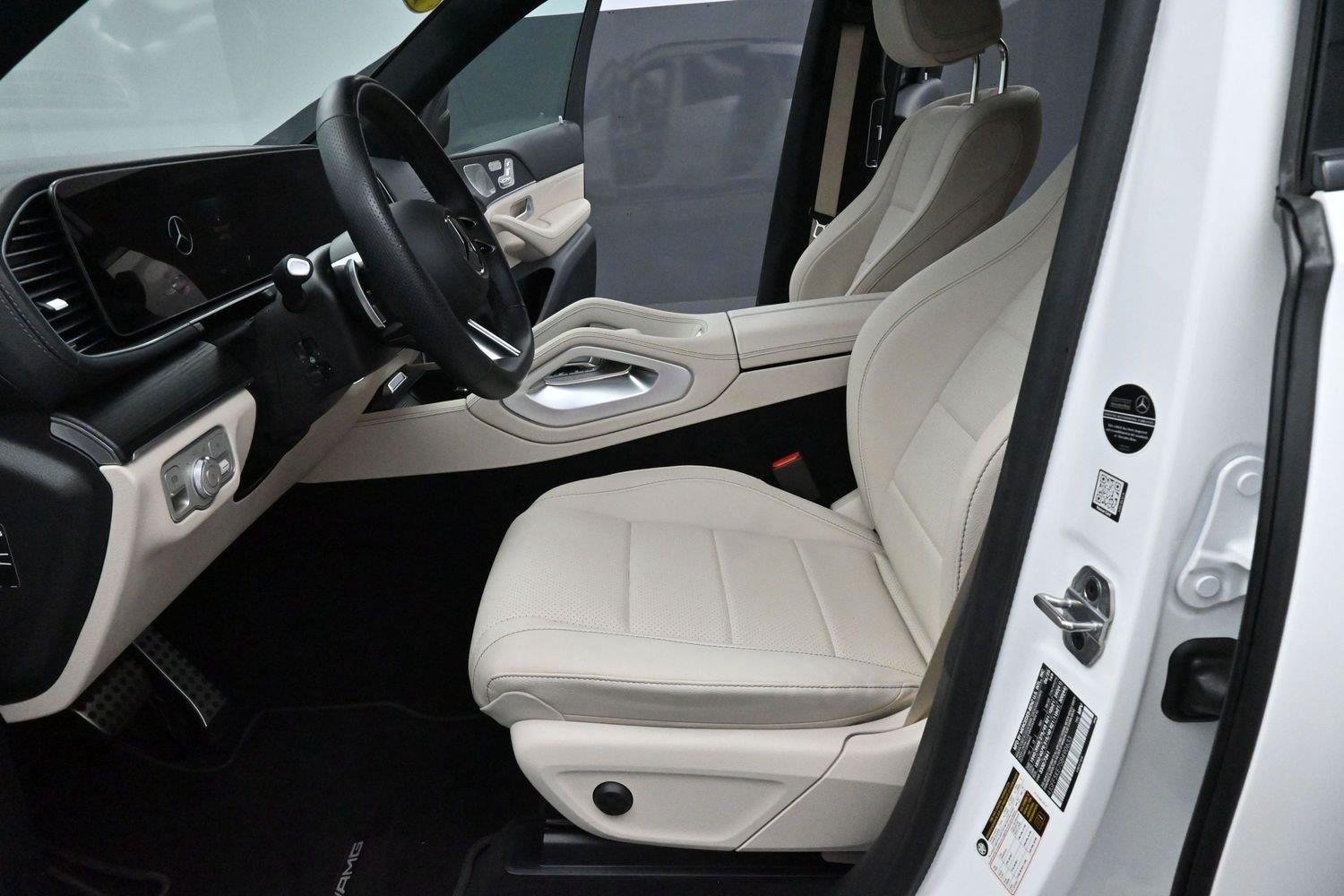 Used 2025 Polar White Mercedes-Benz GLS 450 image 16