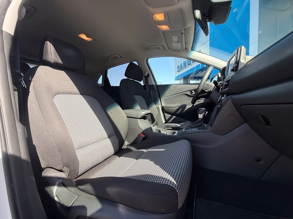 Used 2020 White Hyundai SEL image 15