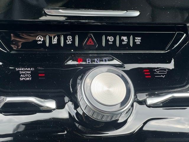 New 2026 High Gloss Black Exterior Paint Jeep Limited Reserve image 25