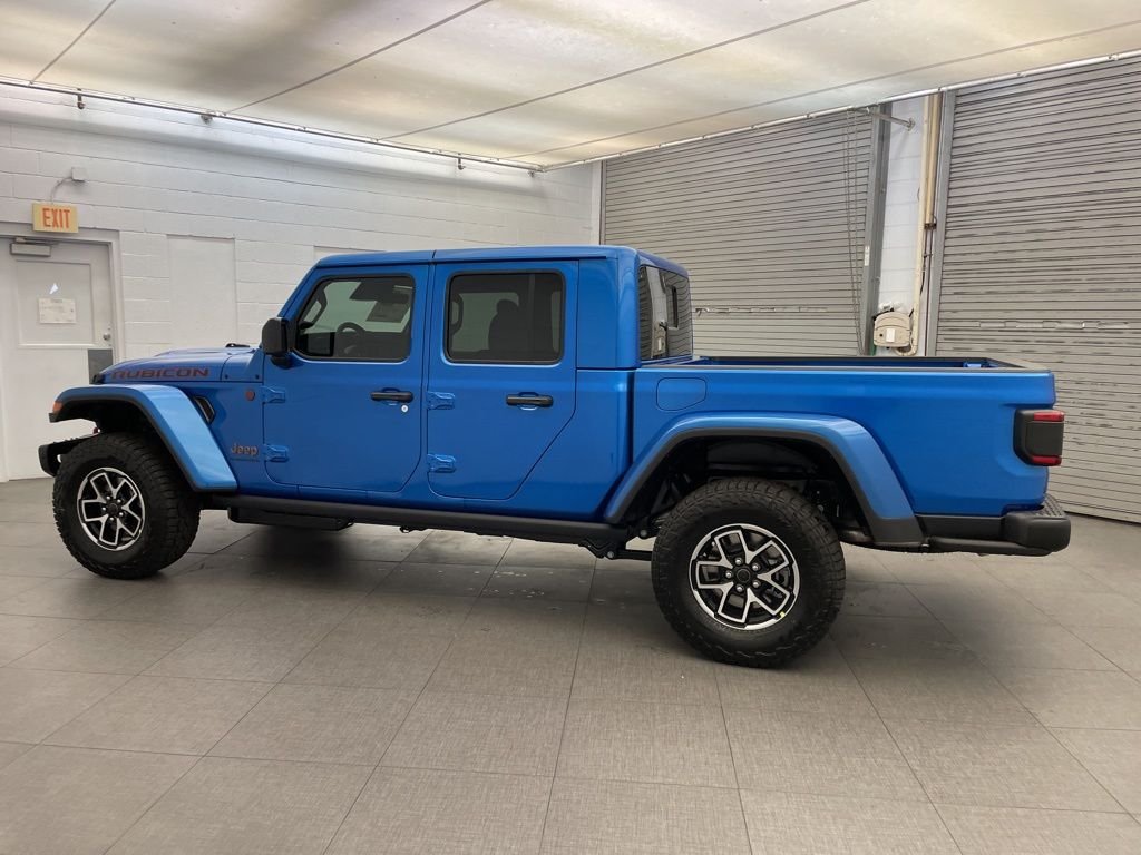New 2026 Hydro Blue Pearl-Coat Exterior Paint Jeep Rubicon X image 5