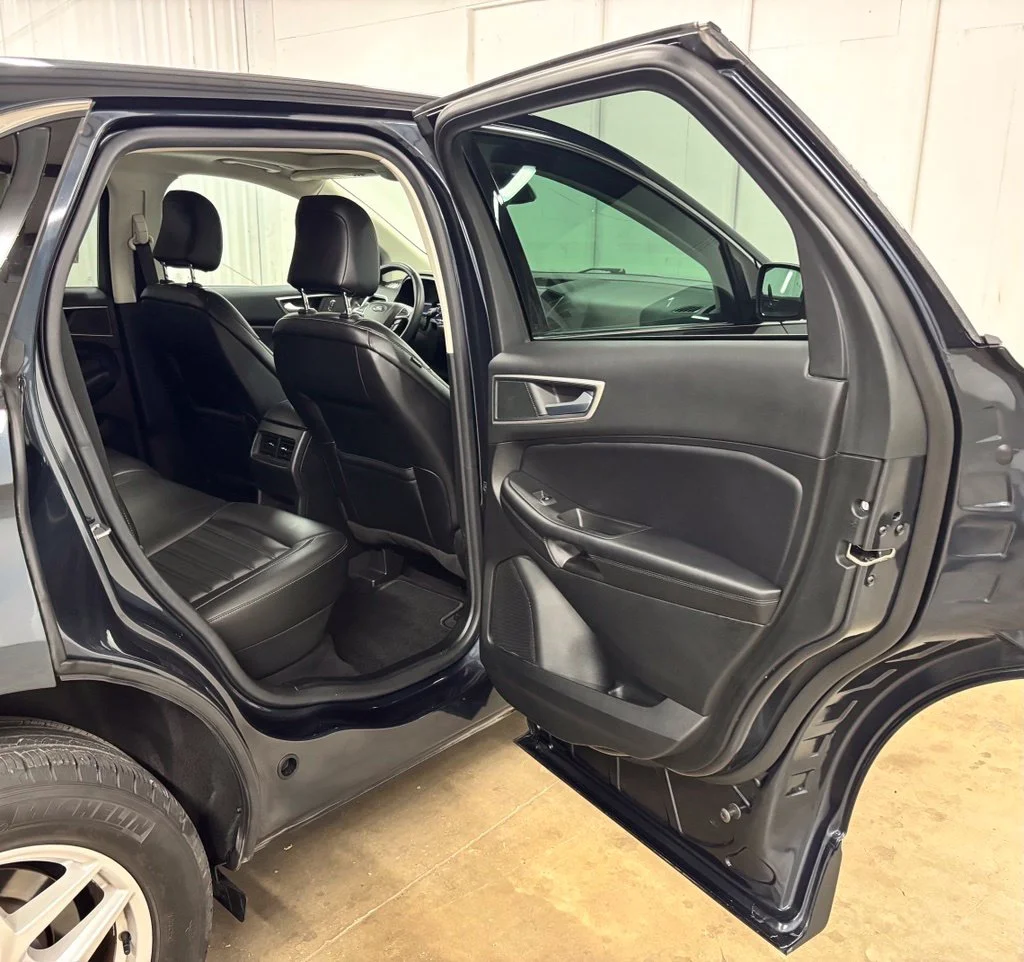 Used 2024 Blue Ford SEL image 19