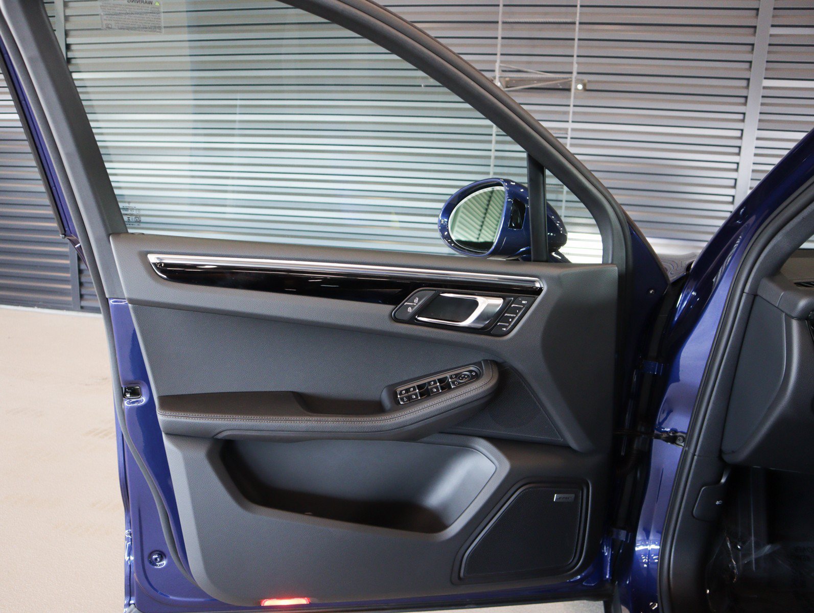 New 2026 Gentian Blue Metallic Porsche  image 24