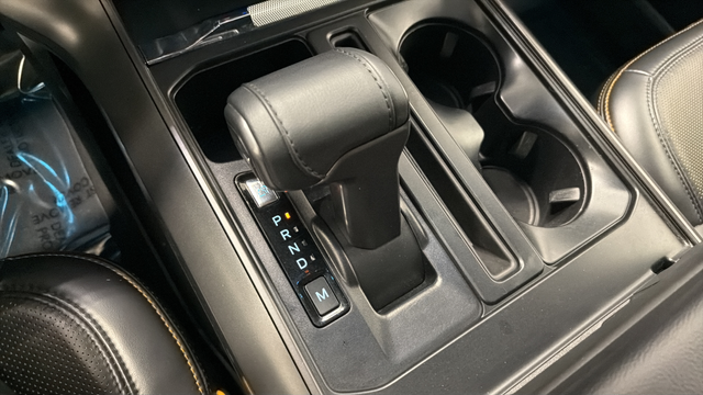 Used 2025 Antimatter Blue Metallic Ford Tremor image 17