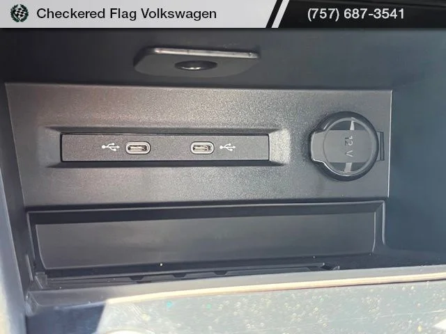 New 2026 Black Volkswagen 1.5T SE Black image 41