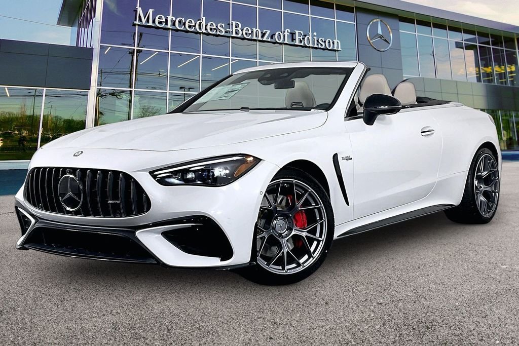 New 2027 MANUFAKTUR Moonlight White Metallic Mercedes-Benz AMG® CLE 53 4MATIC+ Cabriolet image 2