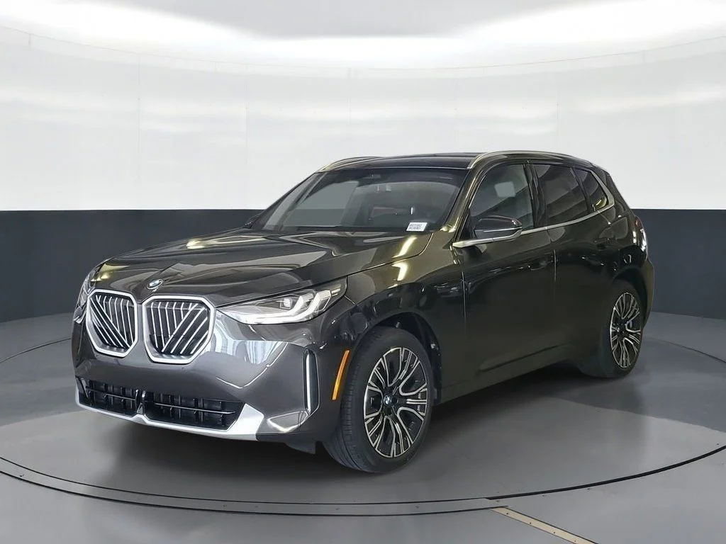 Used 2026 Gray BMW 30 xDrive image 1