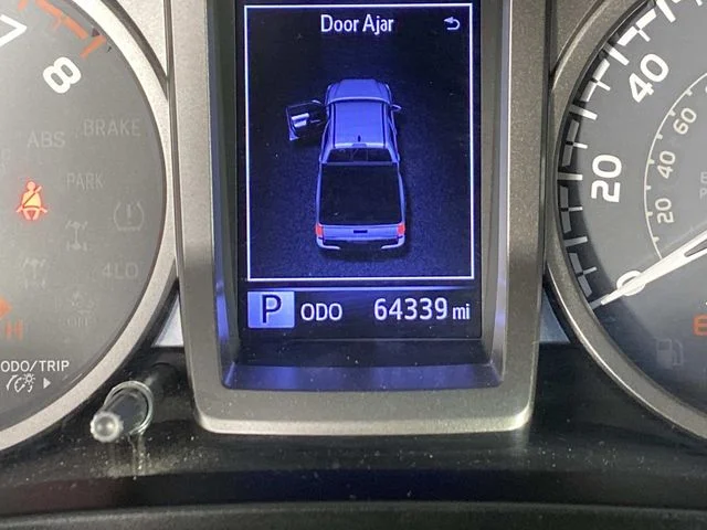 Used 2018 Gray Toyota SR5 image 19