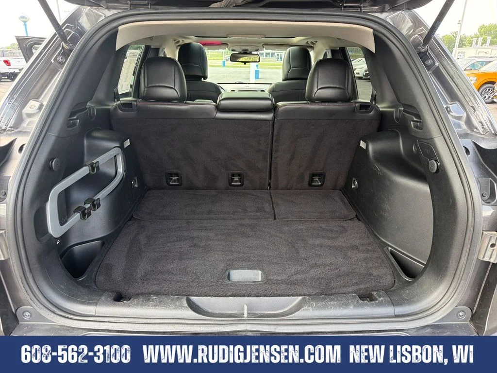 Used 2016 Gray Jeep Trailhawk image 23